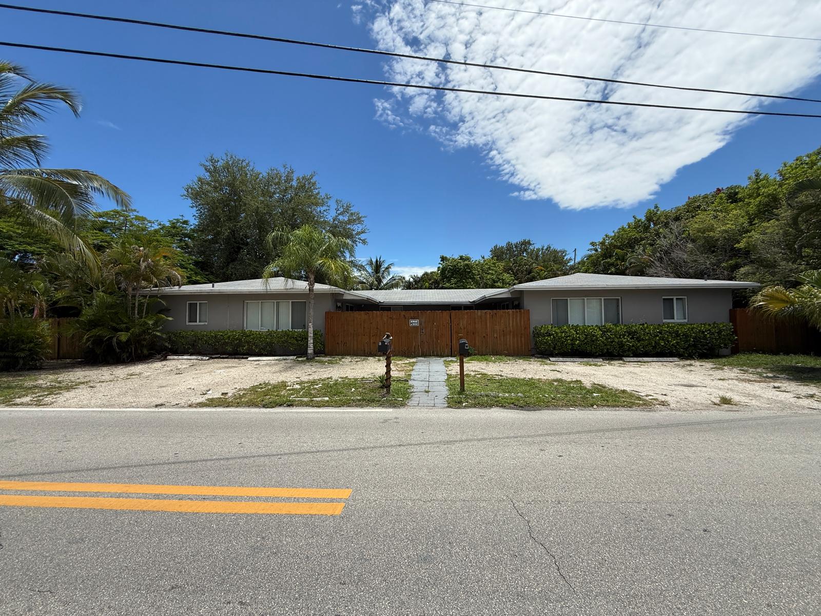 600 Northwest 18th Street - E